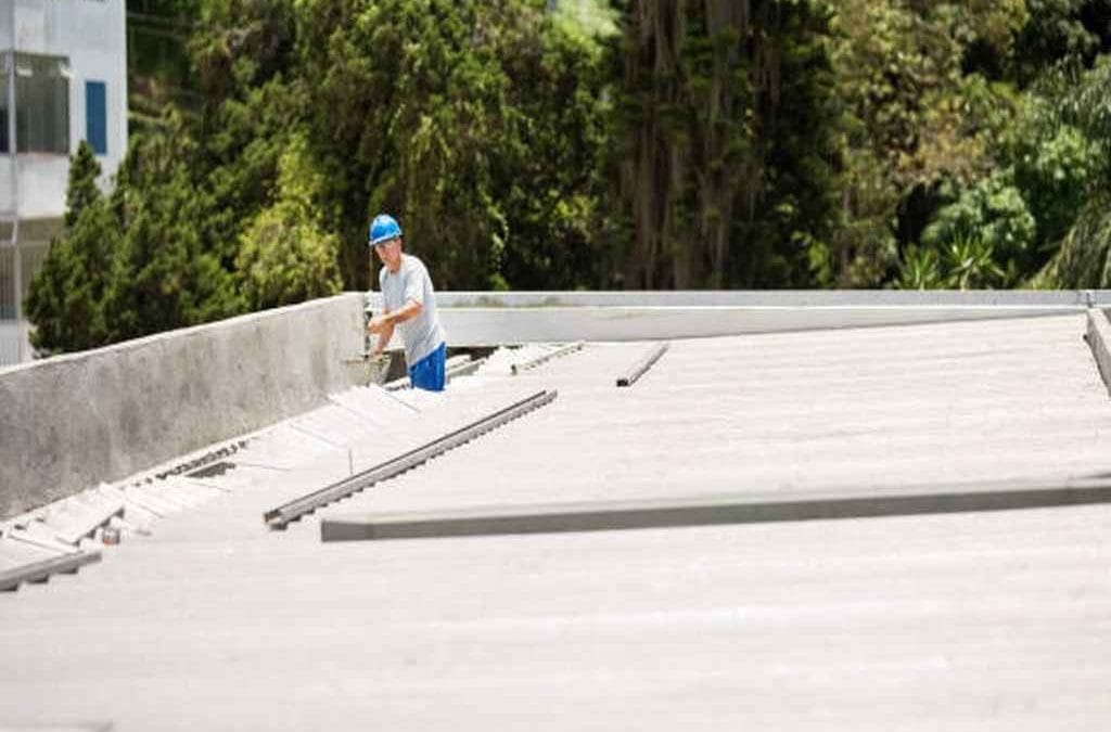 Applying Roof Coatings To Your Rubber Rooftop In Denver